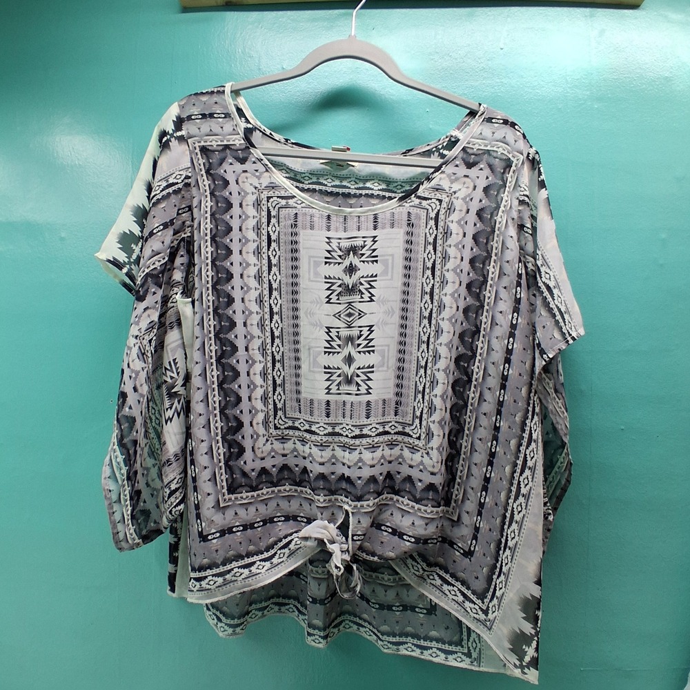 One World Blouse XL Grey Southwestern Geometric Rhinestone Boho Tie Front Top